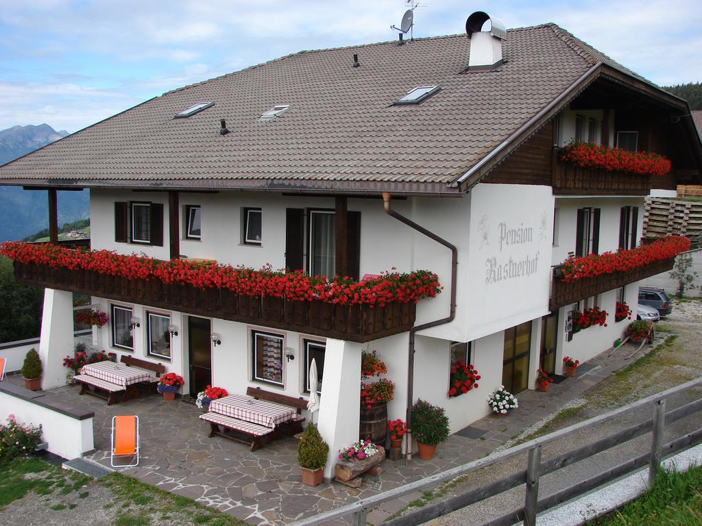 Pension Rastnerhof Luson Bagian luar foto