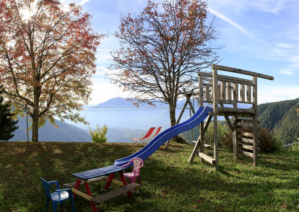 Pension Rastnerhof Luson Bagian luar foto