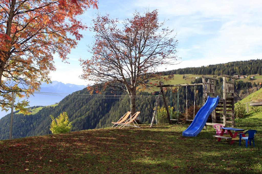 Pension Rastnerhof Luson Bagian luar foto