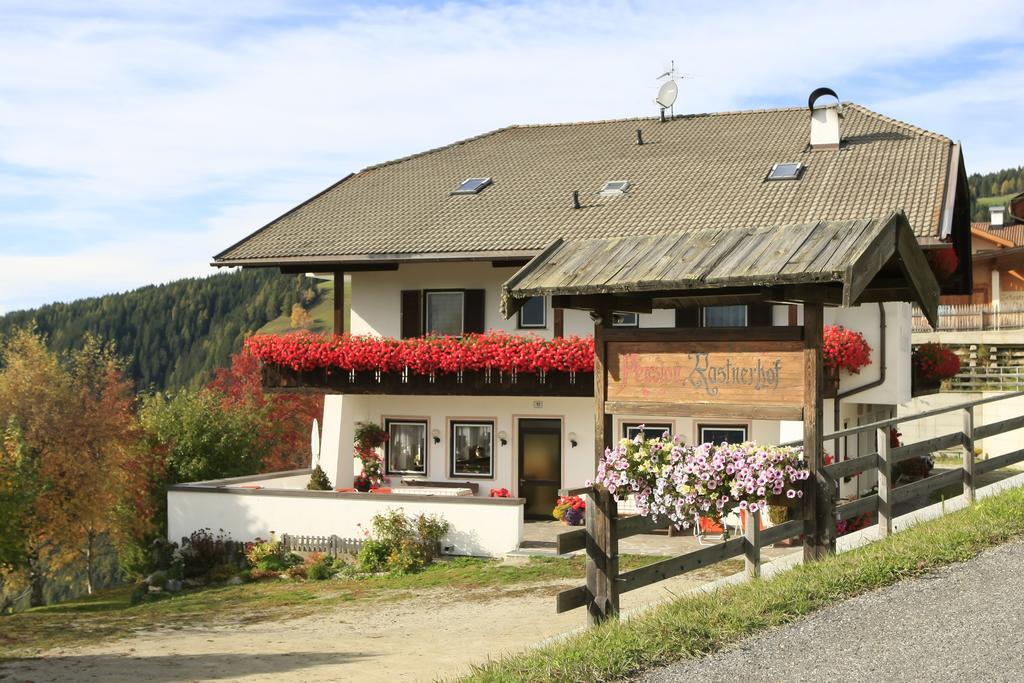 Pension Rastnerhof Luson Bagian luar foto